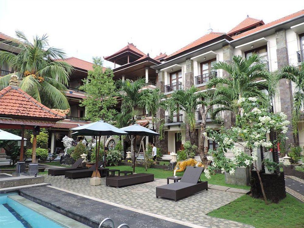 La Walon Hotel Kuta Lombok Exterior foto